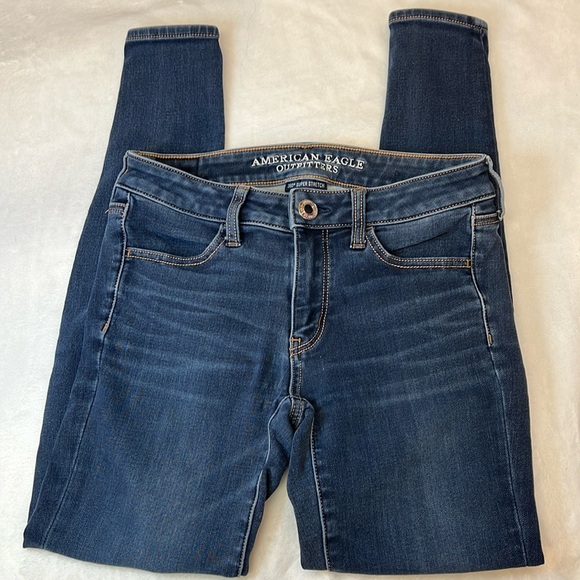American Eagle 360 Super Stretch Jeggings Size 4. EUC. - Picture 1 of 7